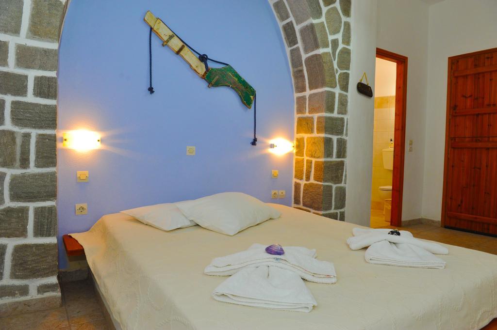 Margaritari Studios Milos Adamantas  Zimmer foto